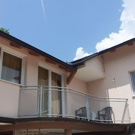 亚伊采Apartman Panorama公寓 外观 照片